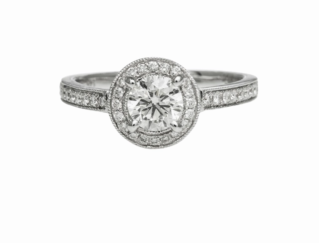 Allure Sparkle Handmade Craft 14 Karat White Gold Miligrain Halo Engagement Ring (.86cttw)