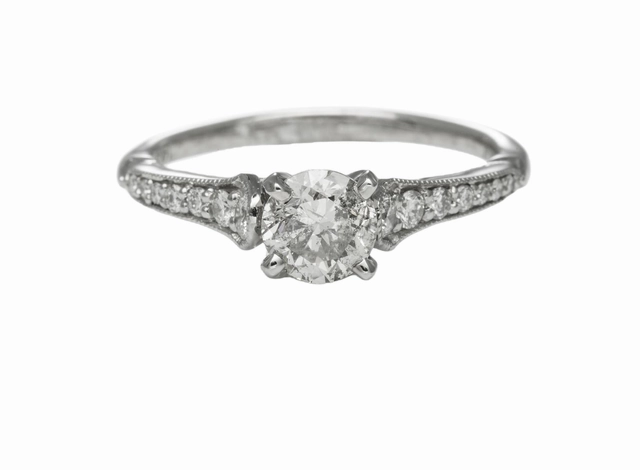 14 Karat White Gold Straight Engagement Ring (0.93cttw) Modern Piece Gift Fit