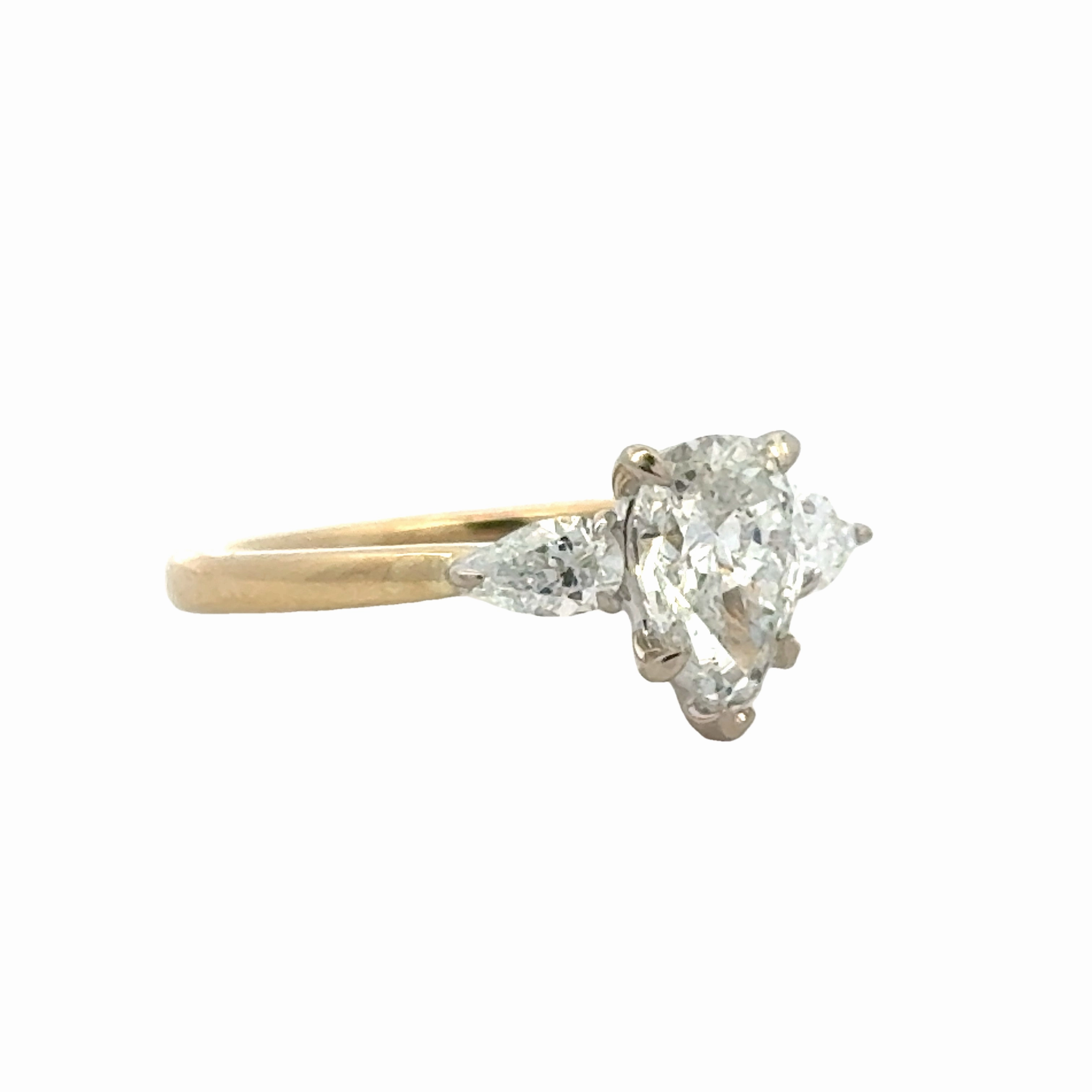 Retro Vibe 14 Karat Yellow/White Gold 3 Stone Engagement Ring (1.30cttw)