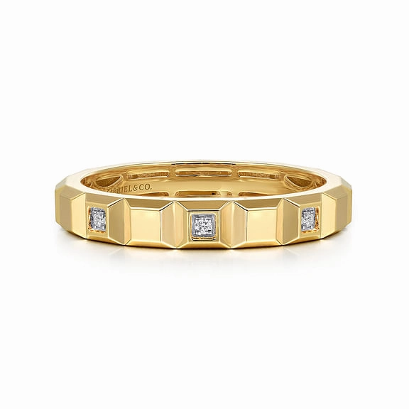 Gleaming Touch Luxury Finish 14K Yellow Gold Diamond and Pyramid Shape Ladies Stackable Ring