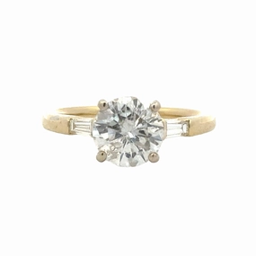 14kyw 3 Stone Engagement Ring (1.95cttw) Impressive Feature