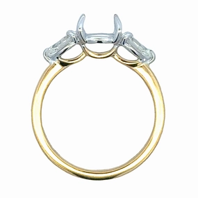 Shiny Glam 14kyw 3 Stone Semi-Mount