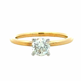 14KYW Diamond Solitaire Engagement Ring Sleek Feature
