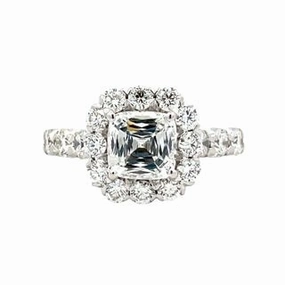 18kw Crisscut Cushion Cut Diamond Halo Engagement Ring (2.85cttw) Fashion Statements