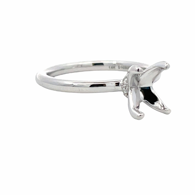 Zoom Focus Handcrafted Feel DIAMOND HIDDEN HALO SEMI MOUNT