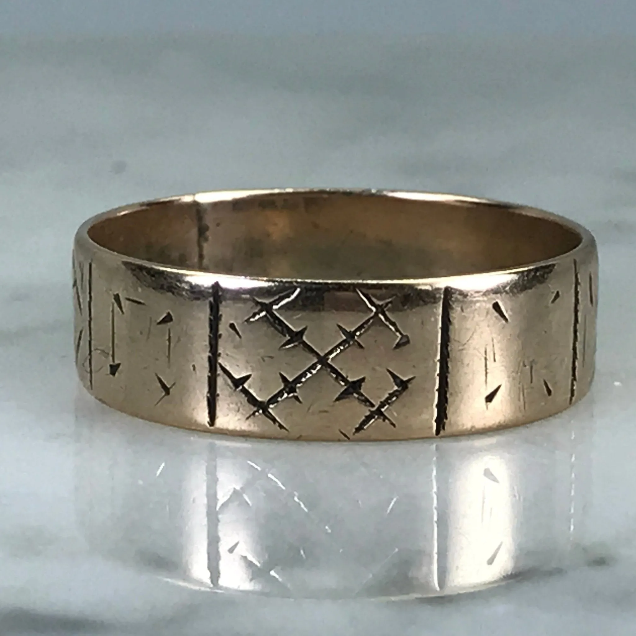 Simple Work Antique Gold Wedding Band. Art Deco. 10k Yellow Gold. Stacking Ring. Gold Thumb Ring.