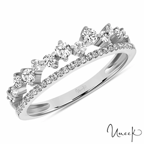 Subtle Highlight 14KW DIAMOND STACKABLE BAND (0.40cttw)