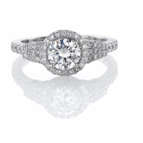HALO STYLE DIAMOND RING WITH TAPERING DIAMOND SHANK Minimal Aesthetic