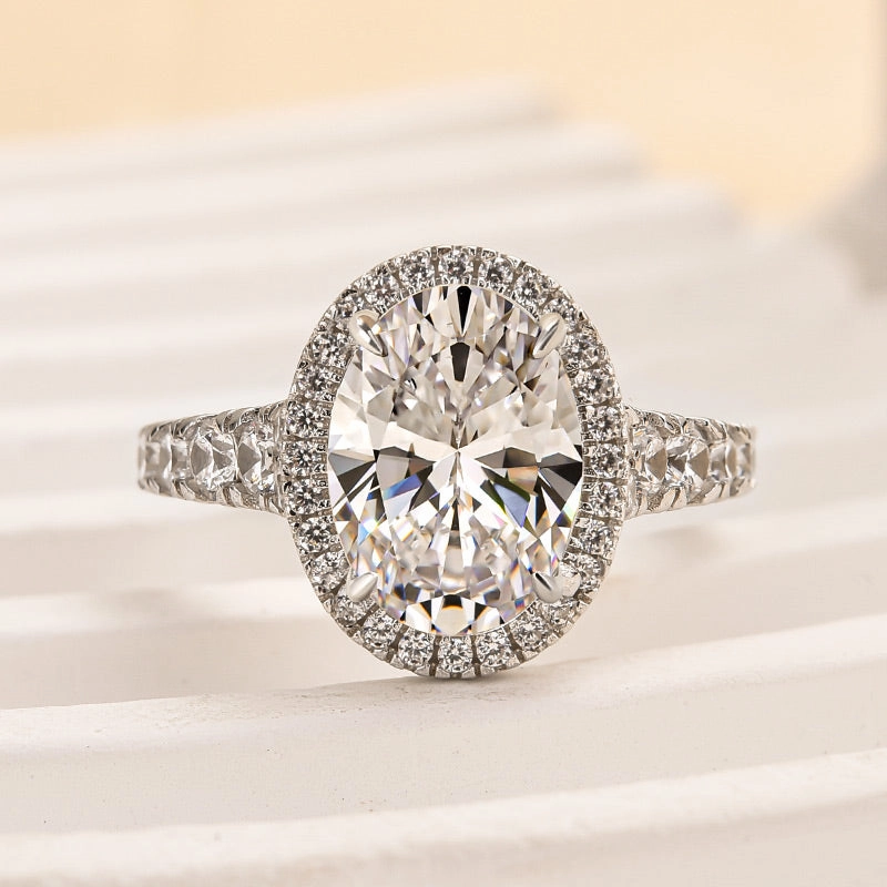 Louily Vintage Halo Oval Cut Engagement Ring Polished Accent Chic Detail