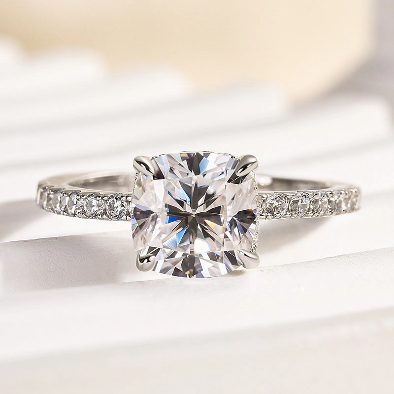 Louily Moissanite 2.0 Carat Cushion Cut Engagement Ring Gala Ready