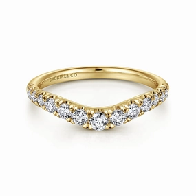 Glam Mode Stylish Style 14ky Curved Diamond Wedding Band (0.50cttw)