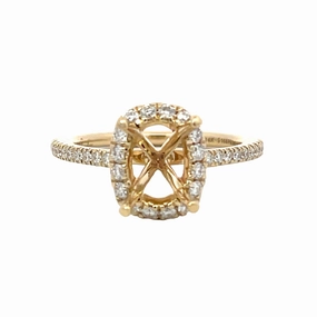 DIAMOND OVAL HALO SEMI MOUNT Soft Spark