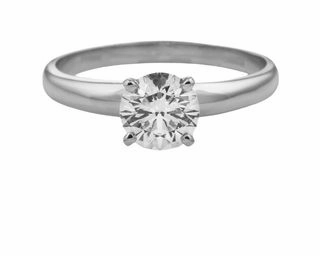 DIAMOND SOLITAIRE Elegant Glow