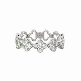 DIAMOND STACKABLE BAND Classic Detailing