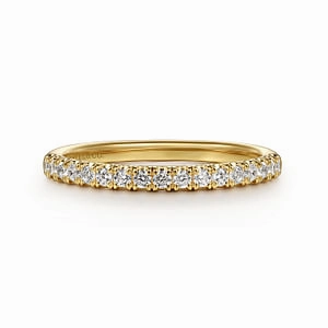 Flawless Accent Clean Style Diamond Wedding Band
