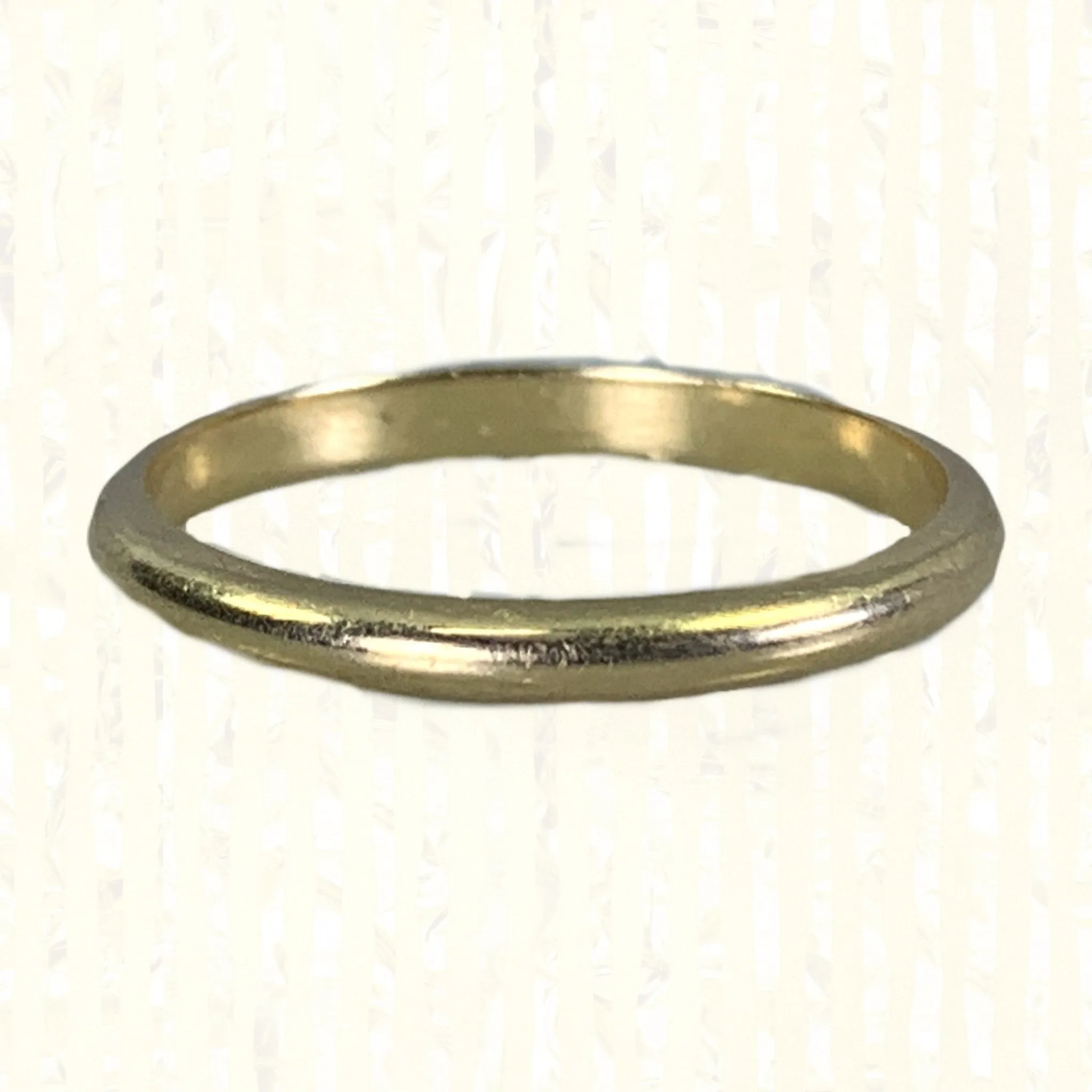 Vintage 1950s Gold Wedding Band by Keepsake in 14K Solid Yellow Gold. Perfect Stacking Ring. Low-Cost Style