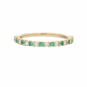 Elegant Spark Romantic Edge Diamond and Emerald Stackable Band
