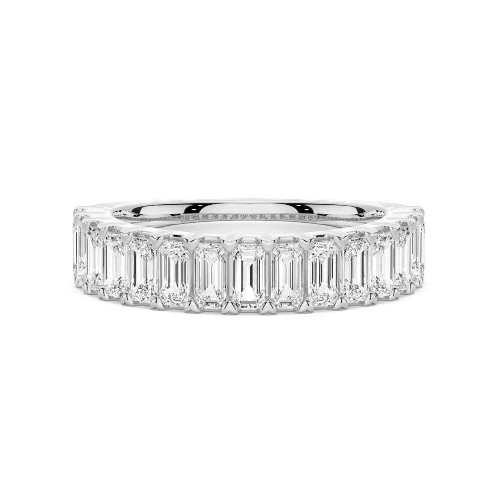 Oval Design Meaningful Decoration Emerald Cut Moissanite Wedding Band