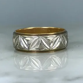 Etched Gold Wedding Band. 10K Yellow and White Gold. Size 6 US. Stacking Ring. Circa 1960. Traditional Look