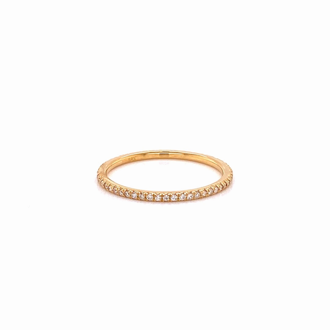 THIN DIAMOND ETERNITY BAND 18ky Layered Edge Elegant Piece