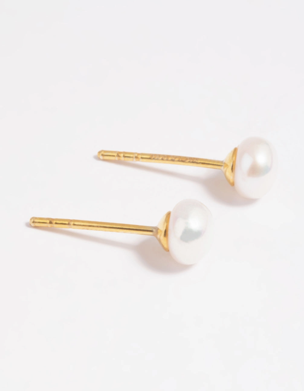 Striking Accessory Gold Plated Sterling Silver Freshwater Pearl Stud Earrings