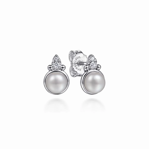 Night Out Look Sterling Silver Bujukan Stud Pearl and Diamond Earrings