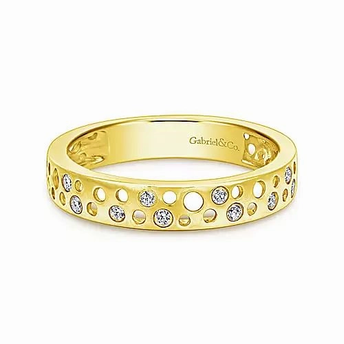 DIAMOND STACKABLE BAND Sophisticated Detail Bright Accent