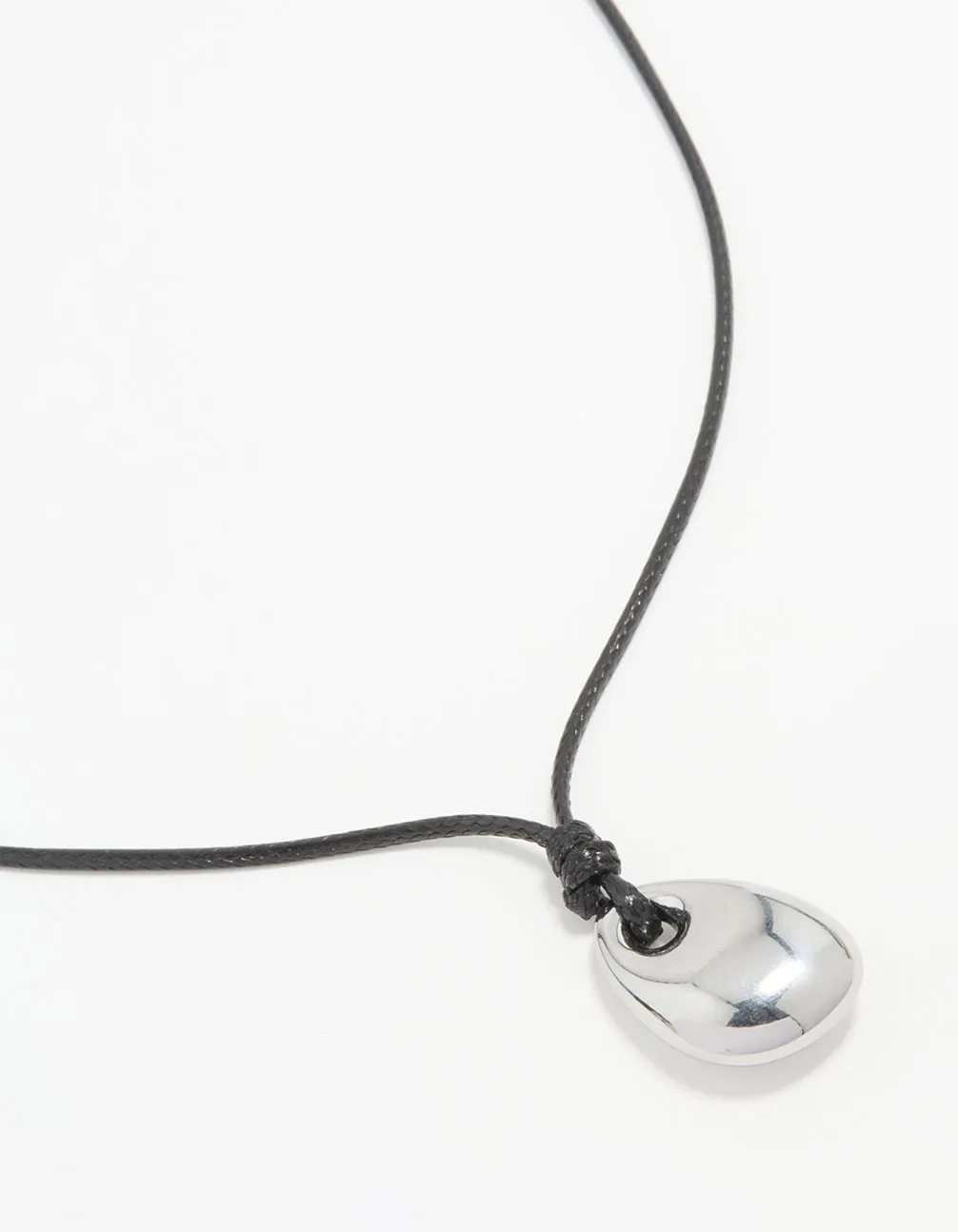 Waterproof Stainless Steel Cord Pendant Necklace Fashion highlight
