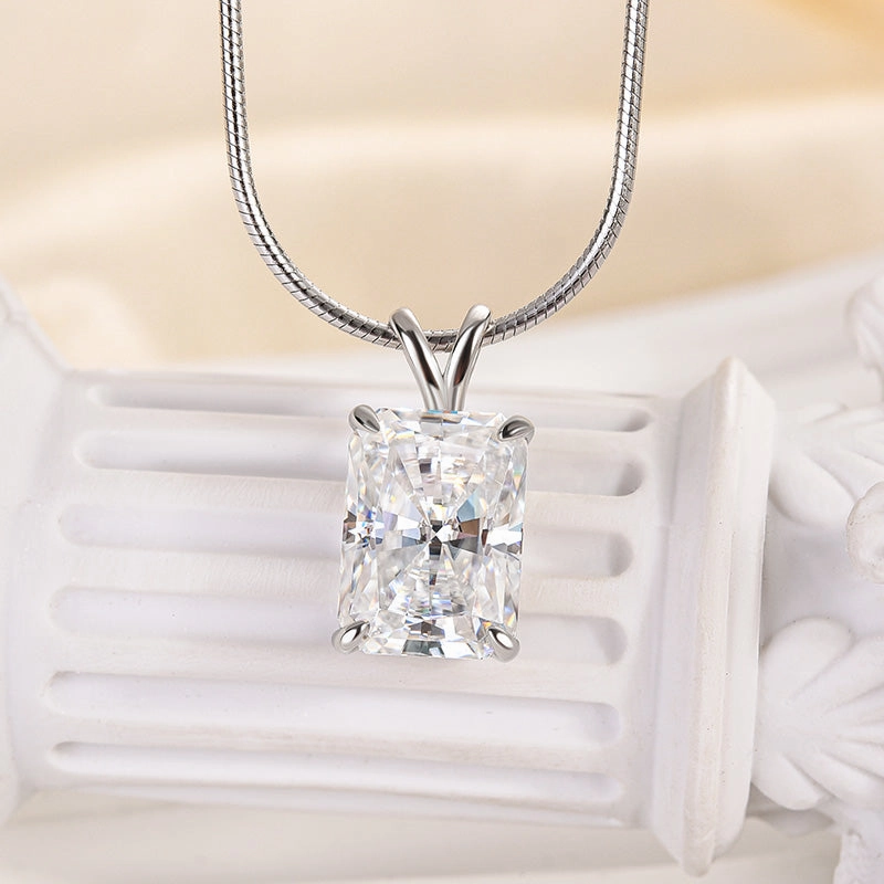 Seasonal Finish Louily Moissanite 4.5 CT Radiant Cut Pendant Necklace