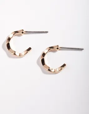 Simple Feature Splendid Adornment Gold Squiggle Hoop Earrings