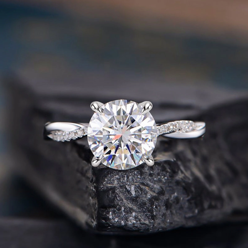 Louily 2.0 Carat Twist Round Cut Engagement Ring In Sterling Silver Vibrant Accent