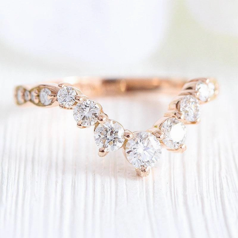 Louily Unique Rose Gold V-shaped Design Wedding Band Graceful Piece Holiday Glow