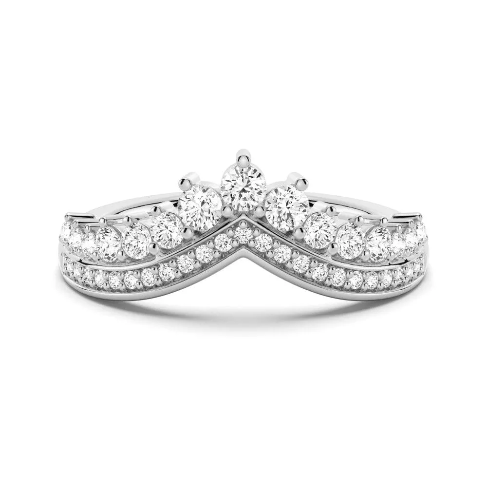 Luxury Feel Luxe Crown Curved Moissanite Wedding Band