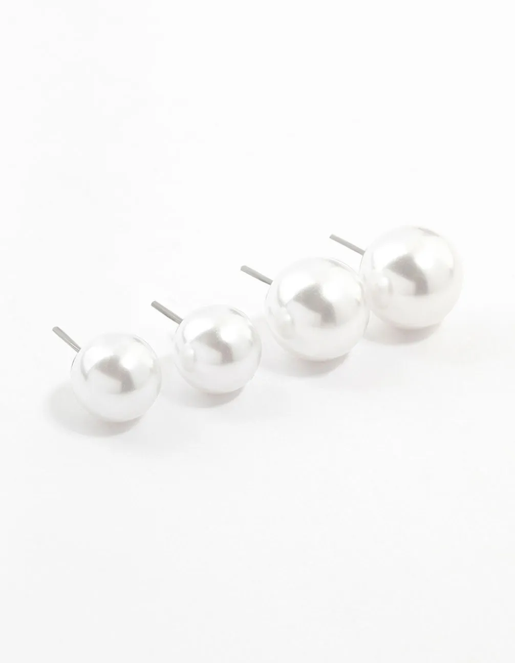 Multiple Pearl Plastic Stud Earrings 2-Pack Pearlescent Adornment Lightweight feature