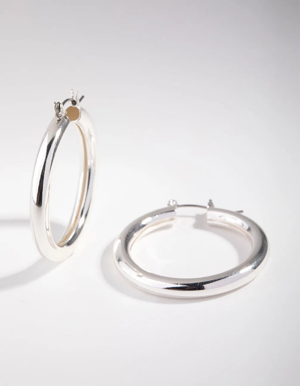 Silver Curved Medium Hoop Earrings Stylish Option