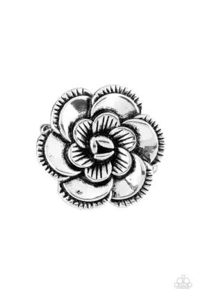 Paparazzi Accessories ?FLOWERBED and Breakfast - Silver Ring?Flat Rate Ship $4.50? Classic Gift
