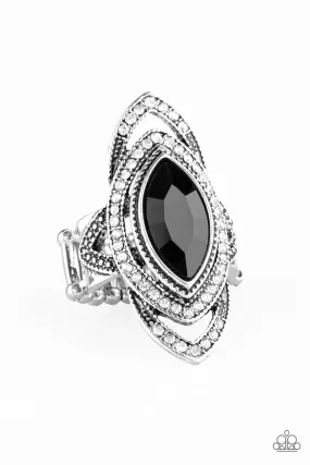Everyday Fashion Paparazzi Accessories ? Hot Off The EMPRESS - Black Ring?Flat Rate Ship $4.50?