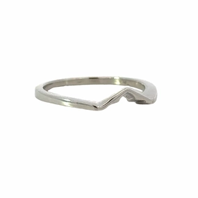 Chic Glance Platinum Curved Band