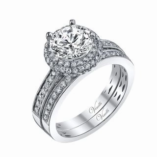 DIAMOND HALO RING Day Vibe Clean Accent