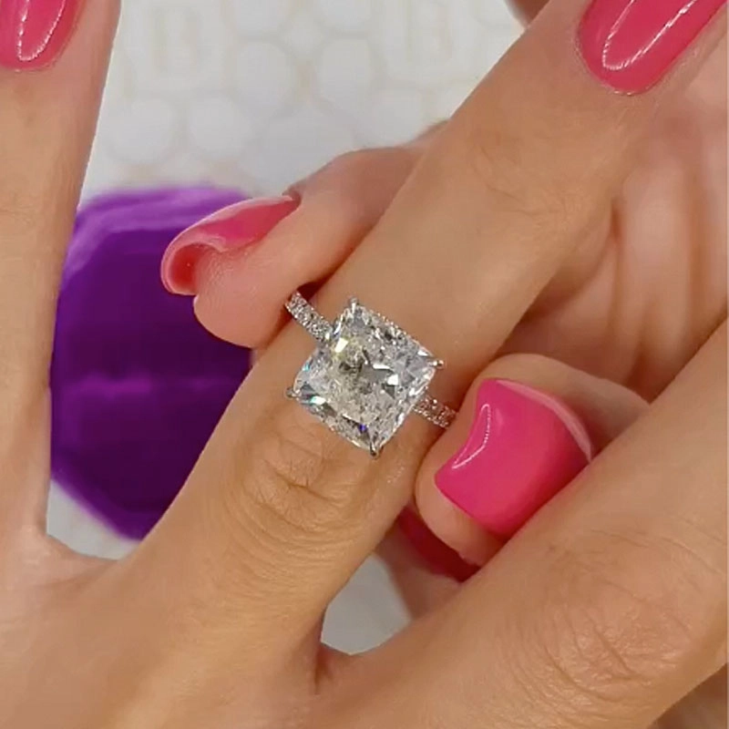 Delicate Design Louily Classic 3.0Ct Cushion Cut Engagement Ring In Sterling Silver
