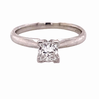 Romantic Set Sophisticated Design Finish 14 Karat White Gold Princess Cut Diamond Engagement Ring 0.49cttw