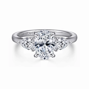 14kw 3 Stone Semi-Mount Sleek Glamour Radiant Texture