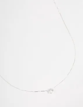 Understated Chic Sterling Silver Classic Claw Pendant Necklace
