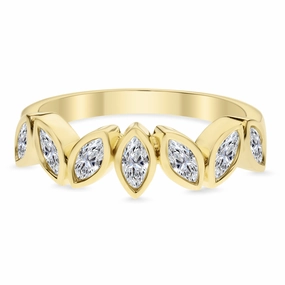 Chic Flow 18ky 7-Stone Diamond Anniversary Band (0.85cttw)
