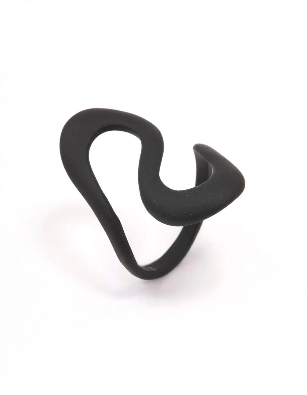 Black Curved Swoop Ring Minimalist Style