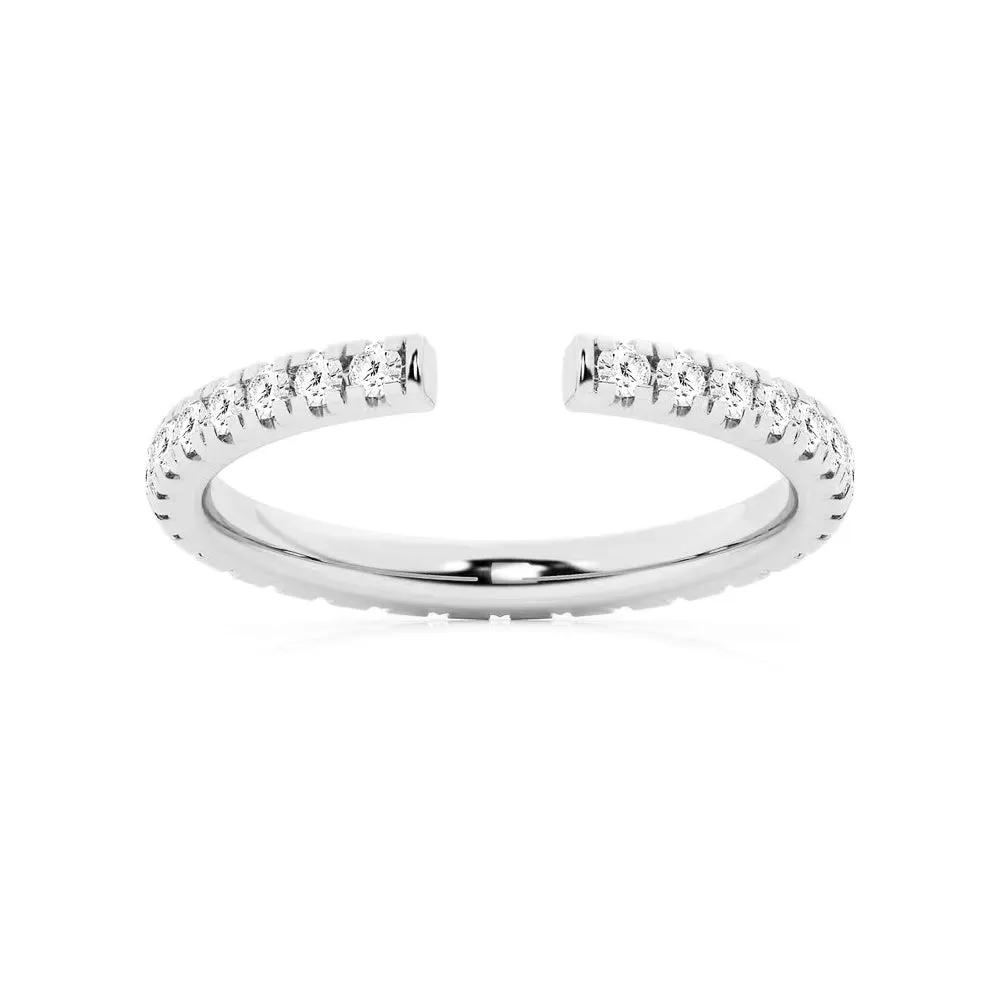 Beautiful Token Round Lab Grown Diamond French Pav?? Open Wedding Ring