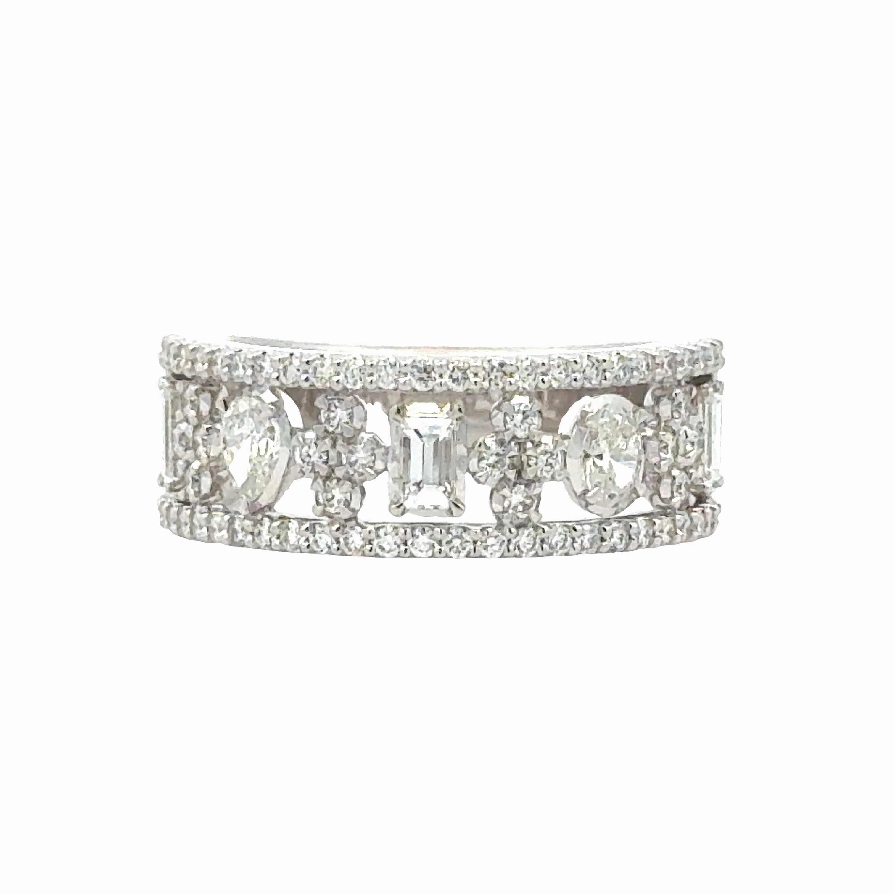 Night Glam 14kw 1/2 Way Around Diamond Anniversary Band (0.96cttw)